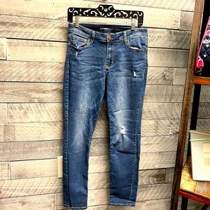 Mid-rise Rockstar jeans by Old Navy - size 10 short.  Like new